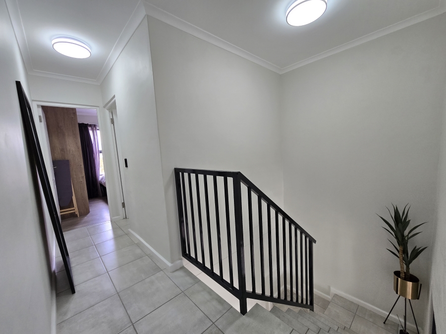 2 Bedroom Property for Sale in Table View Western Cape